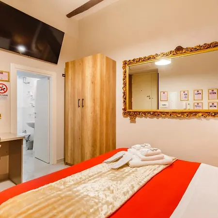 Spinacorona Дом отдыха Неаполь