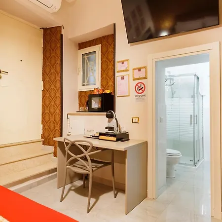 Spinacorona * Неаполь